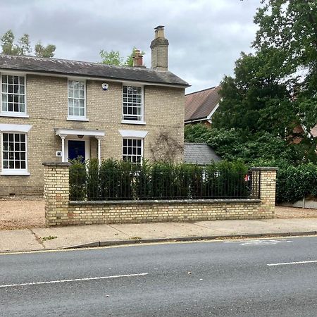 Yew Tree House, Bed & Breakfast In Colchester Lexden Exterior photo